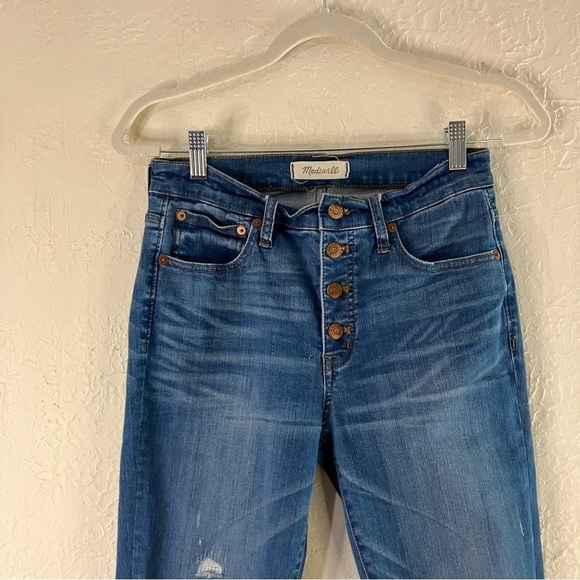 Madewell Cali Demi-Boot Jeans in Bronson Wash: Button Front Edition - Picture 3 of 11